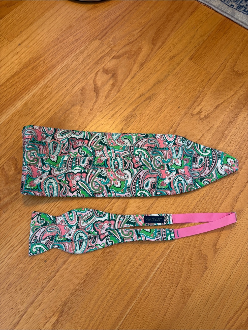 Lilly Pulitzer Cummerbund & Bow Tie Set Pink/Green Paisley